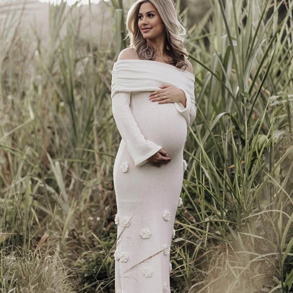 SOLD!! BNWT Off-Shoulder Maternity Dress